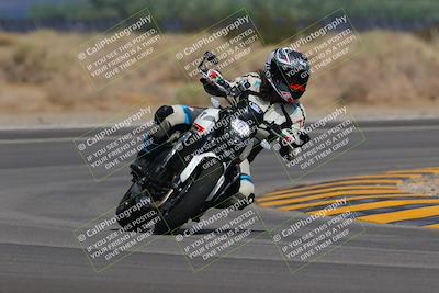 media/Sep-11-2022-SoCal Trackdays (Sun) [[81b7e951af]]/Turn 16 (945am)/